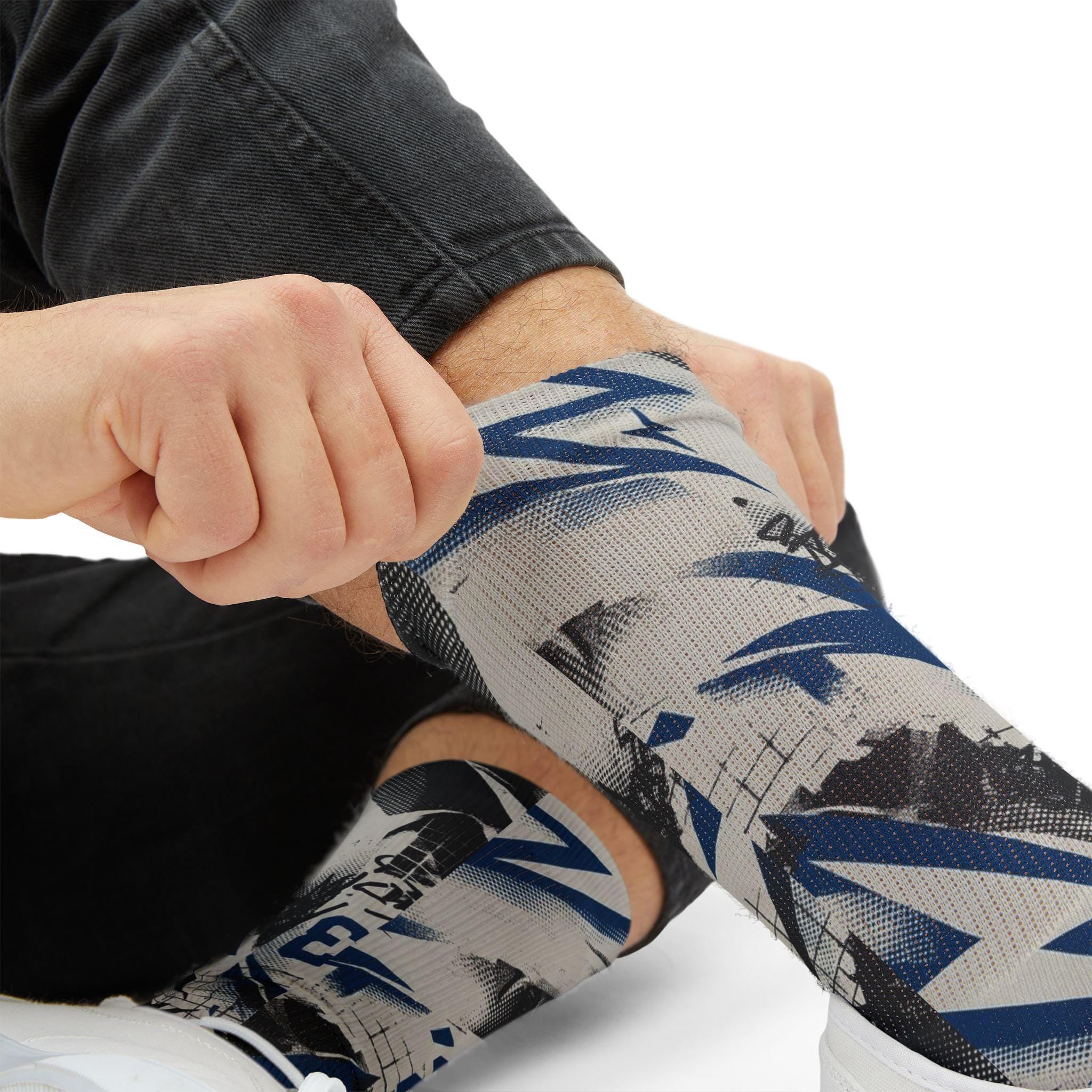 Fragment Design x Travis Scott Jordan 1 Socks: Sail Military Blue Lightning Print